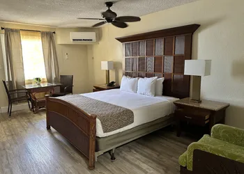 Bolongo Bay Beach Resort hotel thumbnail 5