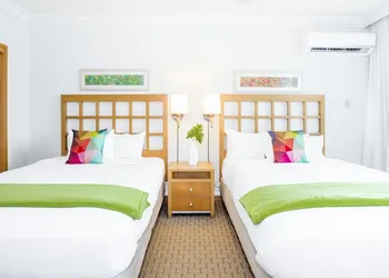Condado Lagoon Hospitality At Paseo Caribe hotel thumbnail 5