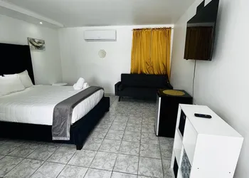Douglas Highway Hotel hotel thumbnail 3