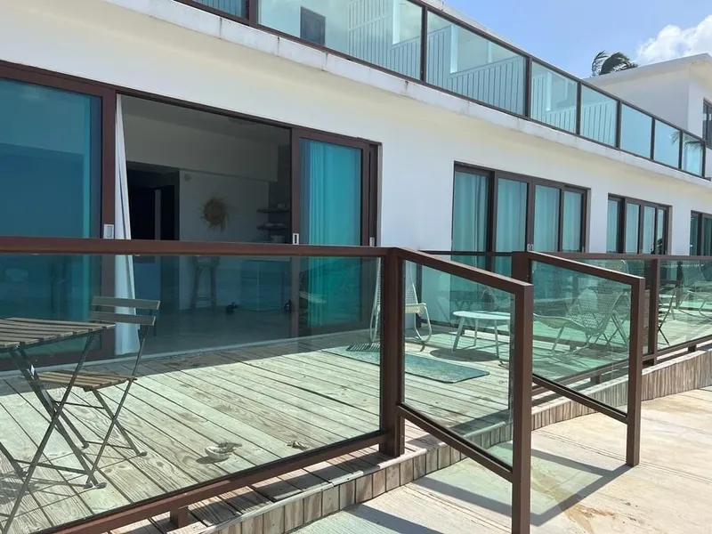 Corcega Beachfront Suites hotel detail image 2