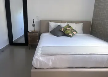 La Calma Poshtel hotel thumbnail 8