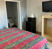 Xpress Inn & Extended Stays hotel detail image 7