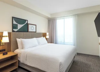 Staybridge Suites Eastvale Norco by IHG hotel thumbnail 5