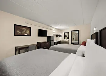 Suburban Studios Peoria hotel thumbnail 5