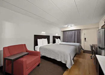 Suburban Studios Peoria hotel thumbnail 6
