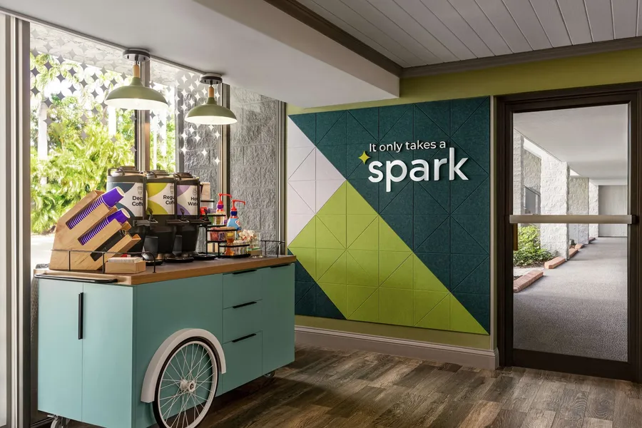 Spark by Hilton Sarasota Siesta Key Gateway hotel detail image 2