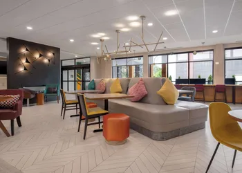 Home2 Suites By Hilton Thunder Bay hotel thumbnail 2