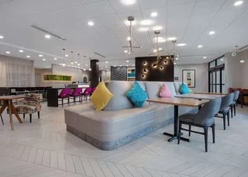 Home2 Suites By Hilton Thunder Bay hotel thumbnail 3