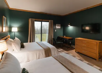 Roscoe Mountain Club hotel thumbnail 2