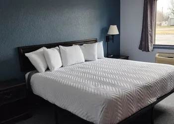The Oasis Hotel & Bar hotel thumbnail 5