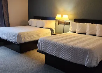 The Oasis Hotel & Bar hotel thumbnail 7