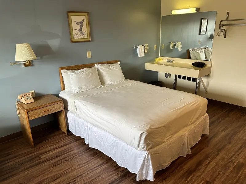 Valley Inn and Suites hotel detail image 6