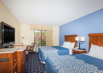 Aderi Hotel Niantic hotel thumbnail 5
