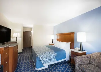 Aderi Hotel Niantic hotel thumbnail 8