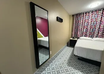 Moon Hotel Brooklyn hotel thumbnail 8