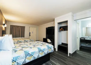 Motel 6 Baytown, TX - Garth Rd hotel thumbnail 8