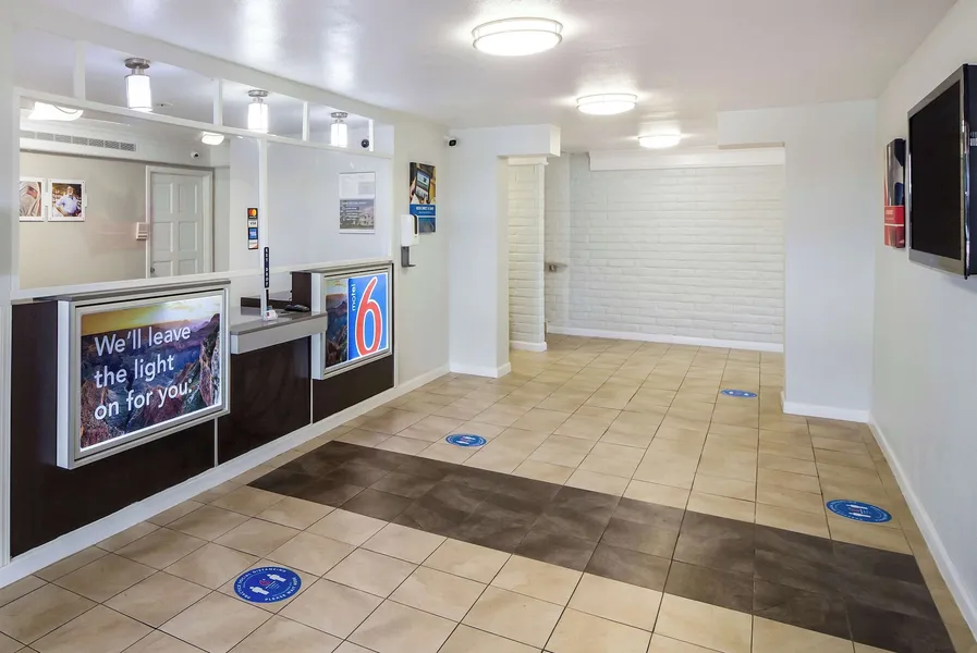 Motel 6 Baytown, TX - Garth Rd hotel detail image 2