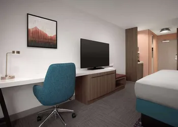 Hilton Garden Inn Denver Airport Tower Road hotel thumbnail 7