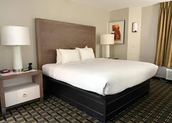Sleep Inn & Suites Peoria North hotel thumbnail 4