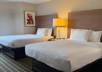 Sleep Inn & Suites Peoria North hotel thumbnail 5