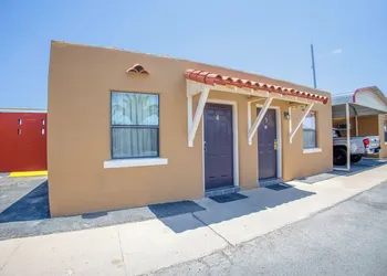 Sands Motel By OYO El Paso Near Airport hotel thumbnail 3