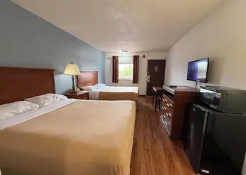 Relax Inn & Suites hotel thumbnail 8