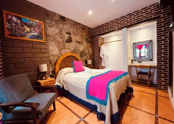 Hotel El Aguila hotel thumbnail 6