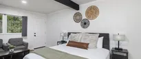 Hotel thumbnail 2