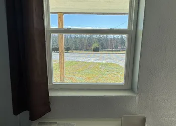 Budget Inn hotel thumbnail 8