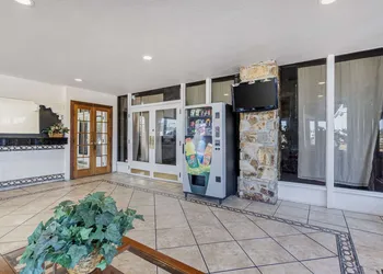 Rodeway Inn Homosassa hotel thumbnail 3