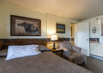 Sunset RV Park and Motel hotel thumbnail 5