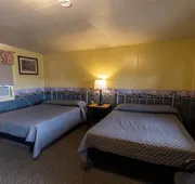 Sunset RV Park and Motel hotel detail image 7