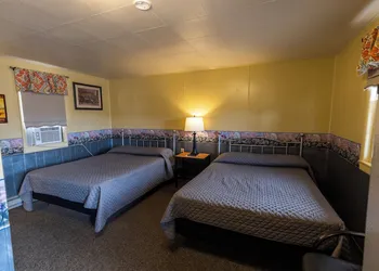 Sunset RV Park and Motel hotel thumbnail 7