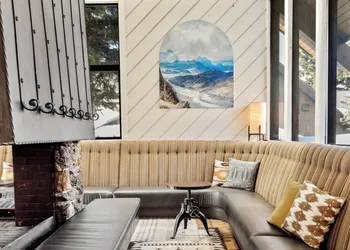 Outbound Mammoth hotel thumbnail 3