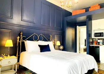 The Arthur hotel thumbnail 7