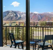 The Hoffmann Hotel Basalt Aspen, Tapestry Collection By Hilton hotel detail image 7