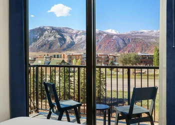 The Hoffmann Hotel Basalt Aspen, Tapestry Collection By Hilton hotel thumbnail 7