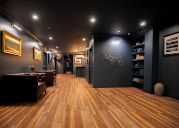 The Pathmaker Hotel hotel thumbnail 2