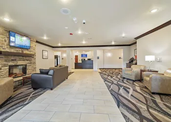 Cobblestone Hotel & Suites - Alpine hotel thumbnail 2