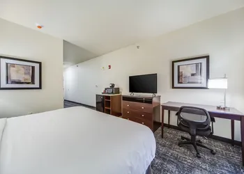 Cobblestone Hotel & Suites - Alpine hotel thumbnail 5