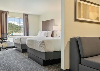 Cobblestone Hotel & Suites - Alpine hotel thumbnail 6