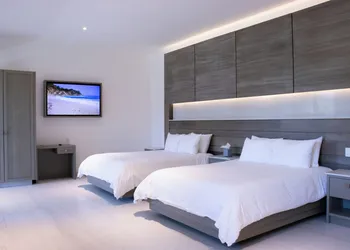 Aventuras Hotel hotel thumbnail 4
