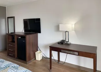 Motel 6 Opelika, AL hotel thumbnail 7