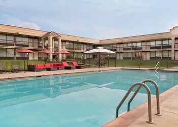 Days Inn By Wyndham Culpeper hotel thumbnail 7
