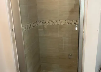 Pine Ave Inn hotel thumbnail 7