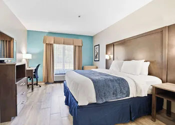 Blue Water Inn & Suites, BW Signature Collection hotel thumbnail 5