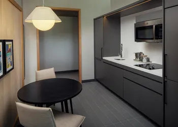 Homewood Suites By Hilton Nashville Downtown The Gulch hotel thumbnail 8
