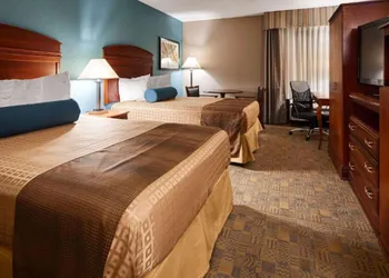 Days Inn by Wyndham Englewood Dayton Airport hotel thumbnail 8