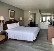 Covered Bridge Inn & Suites hotel detail image 4