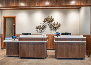 Courtyard by Marriott Modesto North hotel thumbnail 2